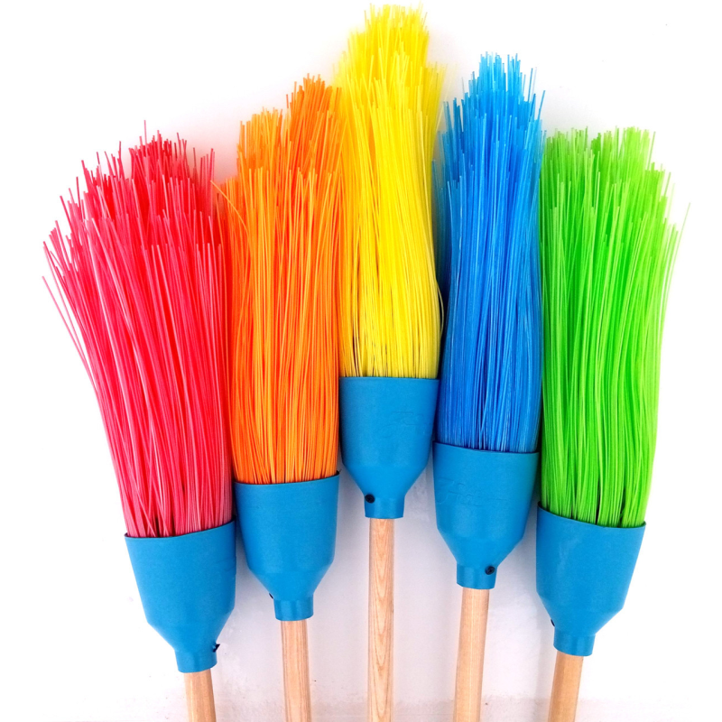 Мітла поліпропіленова кругла з держаком Леміра Мітла поліпропіленова кругла з держаком Леміра